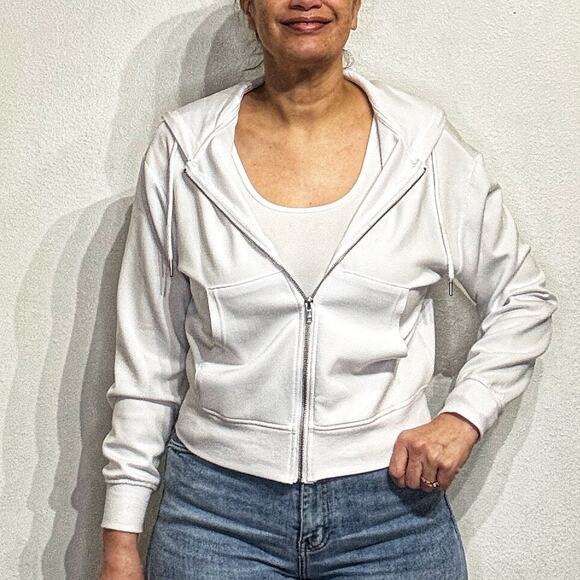 If It Were Me White Full Zip Crop Hooded Jacket Sz S - Picture 1 of 12